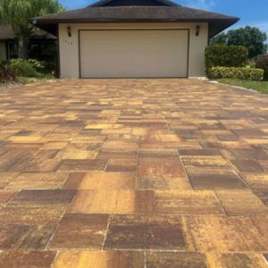 Paver Sealing & Maintenance
